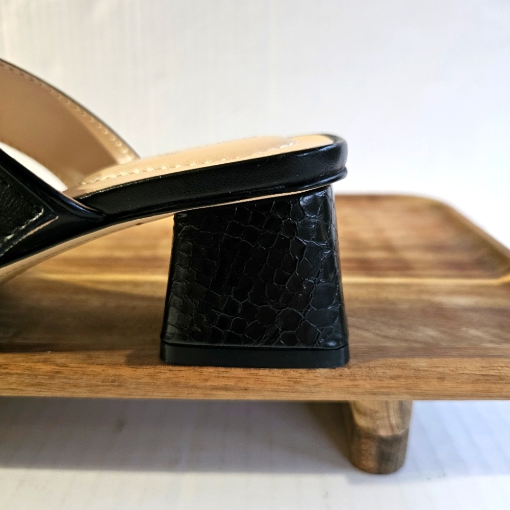 Bandolino black open toe sandals size 7 slides buckle strap square toe NWOT - Picture 8 of 12